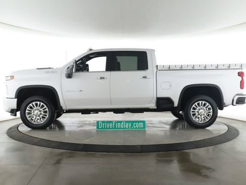 Used 2022 Chevrolet Silverado 2500 High Country w/ Safety Package II AWD/4WD image 9