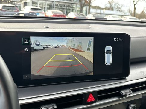 Used 2024 Kia Sorento S image 17