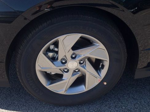 New 2026 Hyundai Sonata SE FWD image 11