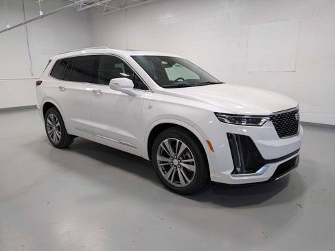 New 2025 Cadillac XT6 Premium Luxury w/ Technology Package image 3