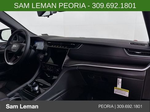 New 2025 Jeep Grand Cherokee L Limited image 31