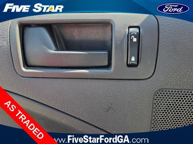 Used 2005 Ford Mustang Premium RWD image 27