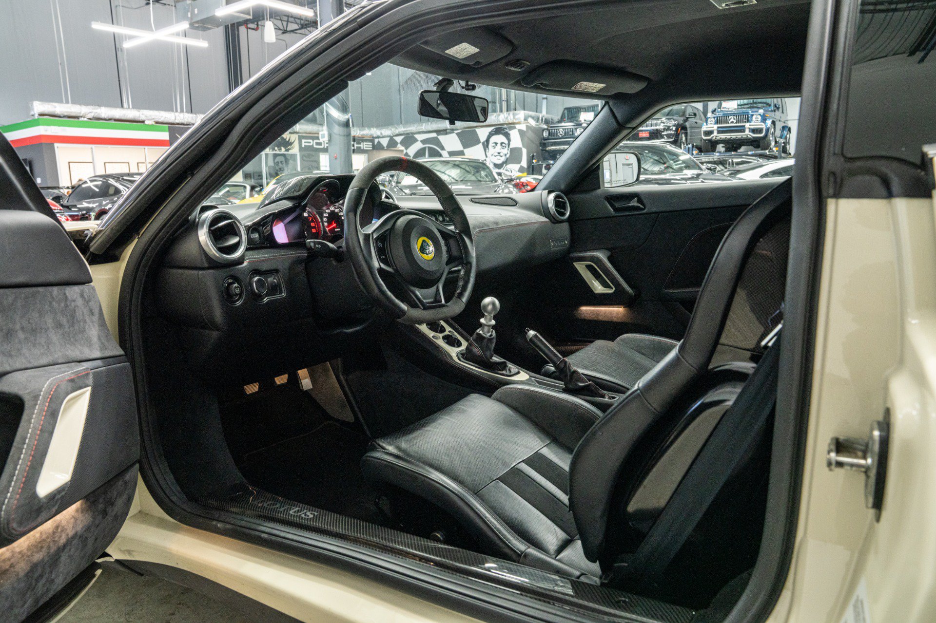 Used 2020 Lotus Evora RWD image 23