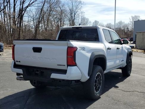 New 2026 Toyota Tacoma TRD Off-Road AWD/4WD image 4