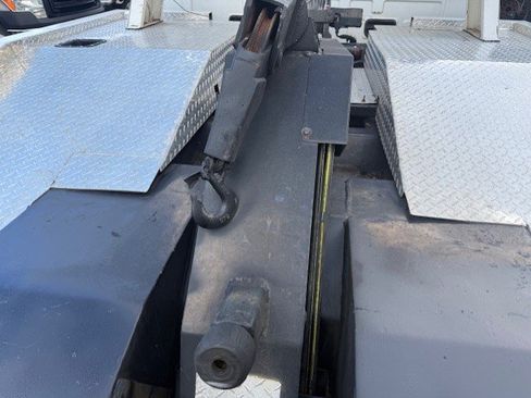 Used 2008 Ford F550 2WD Regular Cab Super Duty image 15