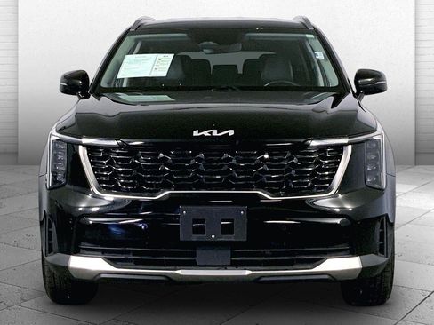 Certified 2024 Kia Sorento S image 2