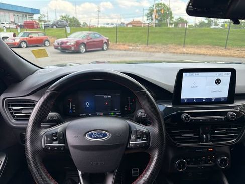 Certified 2023 Ford Escape ST-Line FWD image 33