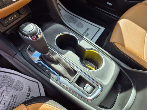 Used 2021 Chevrolet Equinox Premier image 25