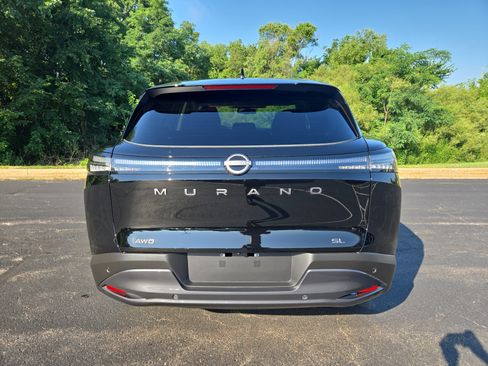 New 2025 Nissan Murano SL image 8