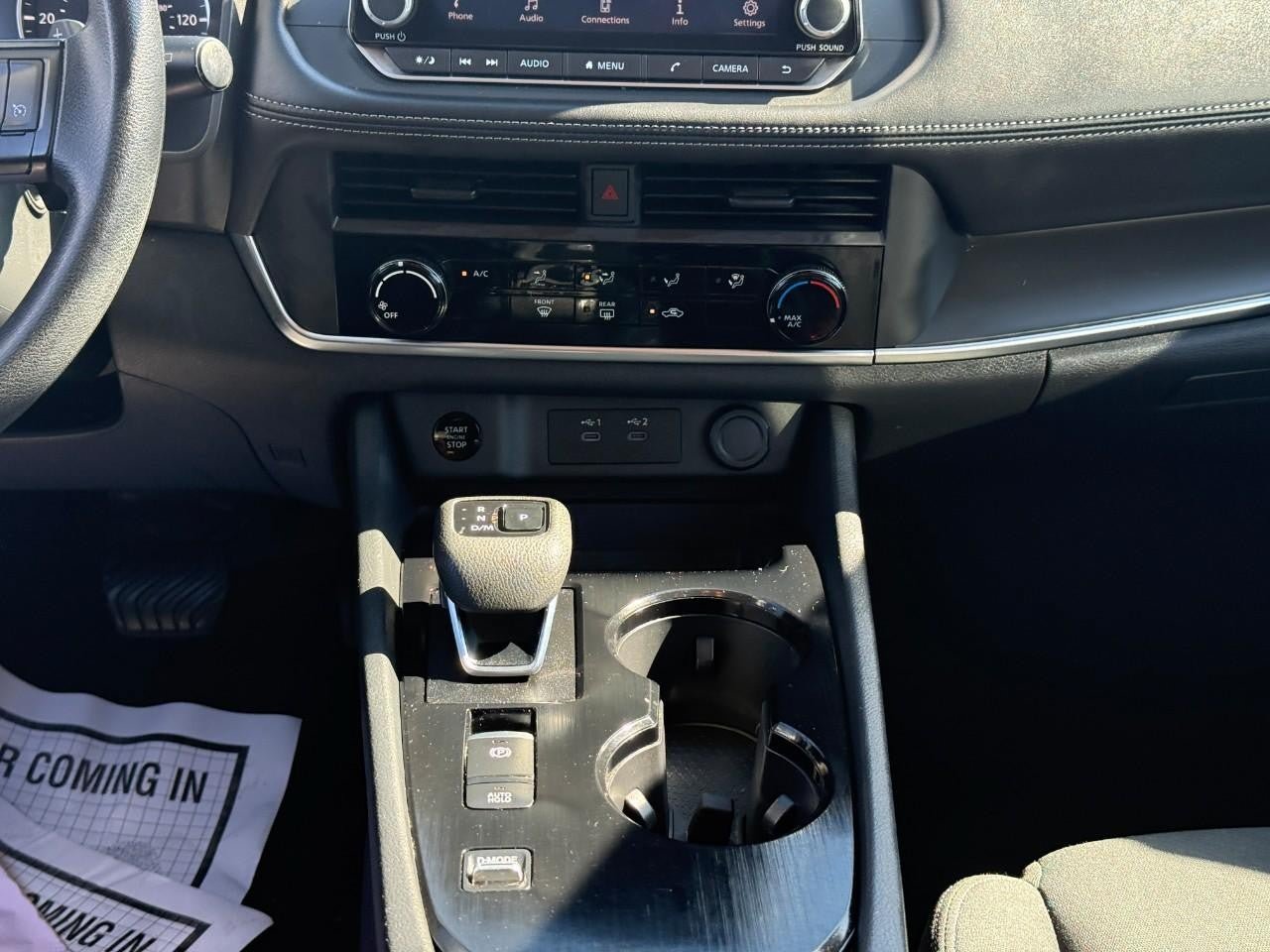 Used 2024 Nissan Rogue S FWD image 14