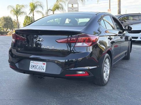 Used 2019 Hyundai Elantra SE FWD image 5