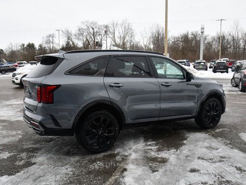 Used 2022 Kia Sorento SX image 7