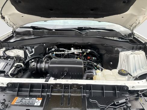 Used 2023 Ford Explorer XLT w/ Equipment Group 202A image 36