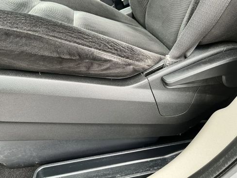 Used 2014 Dodge Grand Caravan SE w/ Quick Order Package 29E SE image 16