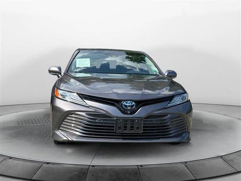 Used 2018 Toyota Camry XLE w/ Audio Package image 8
