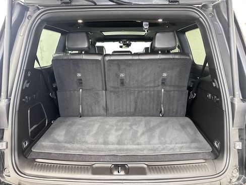 Certified 2024 Jeep Wagoneer Series II w/ Convenience Group I image 18