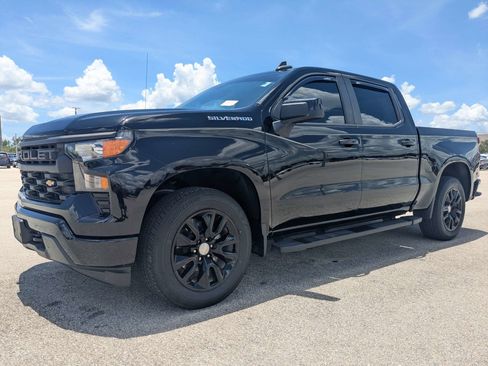 Used 2023 Chevrolet Silverado 1500 Custom RWD image 9
