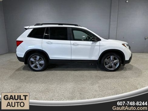 Used 2019 Honda Passport Touring image 2