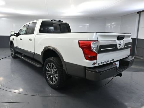 Used 2017 Nissan Titan Platinum Reserve AWD/4WD image 8
