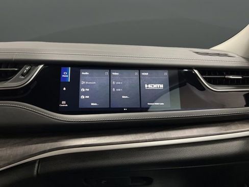 Used 2023 Jeep Grand Cherokee 4WD 4xe image 29