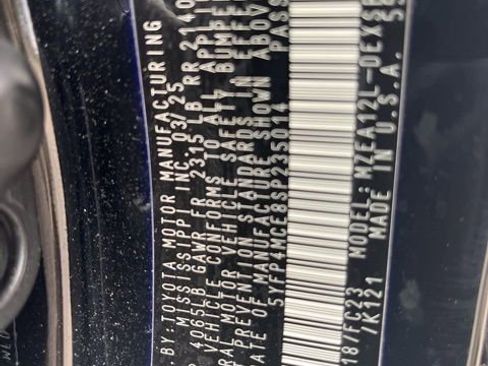 Used 2025 Toyota Corolla SE image 28