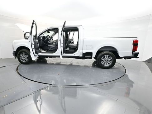 New 2026 Ford F250 Lariat RWD image 37