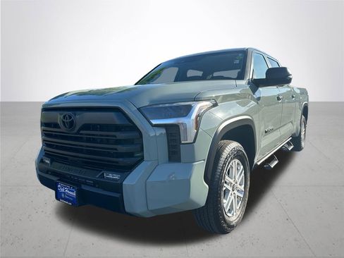 Used 2024 Toyota Tundra SR5 w/ SR5 Premium Package AWD/4WD image 2