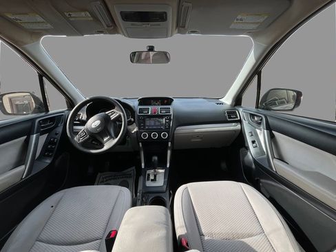 Used 2016 Subaru Forester 2.5i image 9