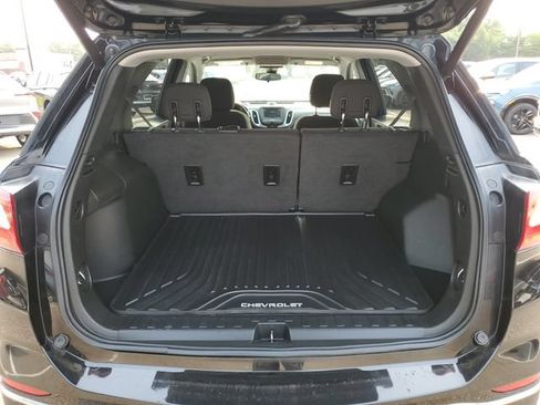 Used 2019 Chevrolet Equinox LT w/ Driver Convenience Package FWD image 32
