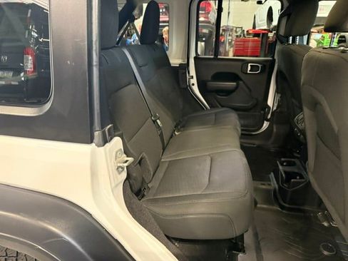 Used 2023 Jeep Wrangler Unlimited Sport AWD/4WD image 19