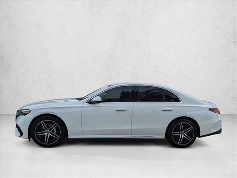 Used 2025 Mercedes-Benz E 350 Sedan image 9