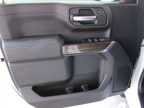 Used 2019 Chevrolet Silverado 1500 LT w/ All-Star Edition RWD image 8