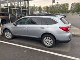 Used 2017 Subaru Outback 2.5i Premium image 3