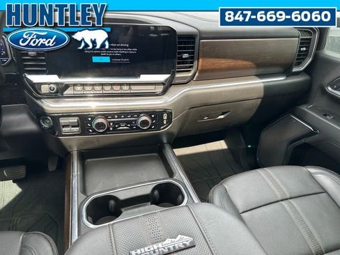 Used 2024 Chevrolet Silverado 3500 High Country w/ High Country Premium Package image 12