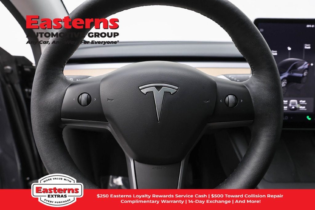 Used 2024 Tesla Model Y Long Range AWD/4WD image 11