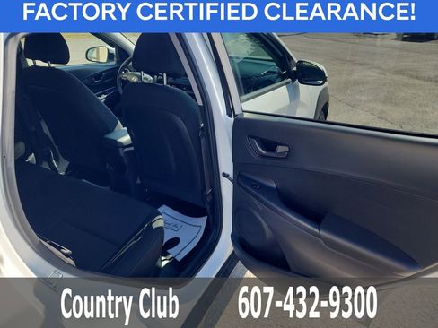 Certified 2023 Hyundai Kona SEL image 29