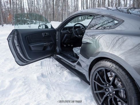 Used 2015 Ford Mustang Shelby GT350 image 27