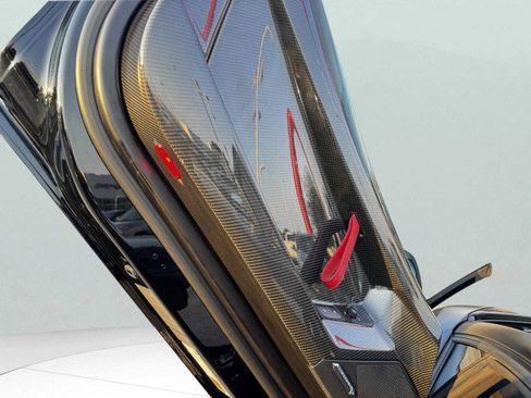 Used 2017 Lamborghini Aventador LP 750-4 Superveloce image 25