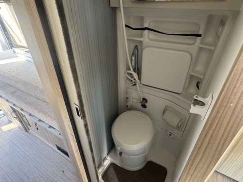 Used 2022 RAM ProMaster 3500 w/ Lane Management Group image 15