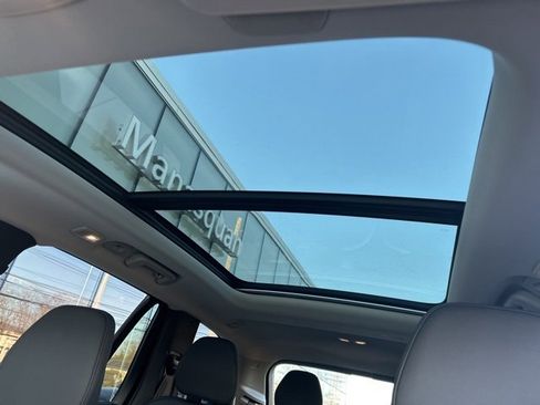 Used 2025 Volvo XC90 B5 Plus image 27