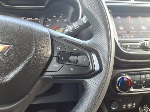 Used 2023 Chevrolet TrailBlazer LT FWD image 15