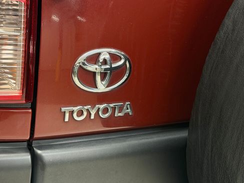 Used 2008 Toyota FJ Cruiser 4WD image 26