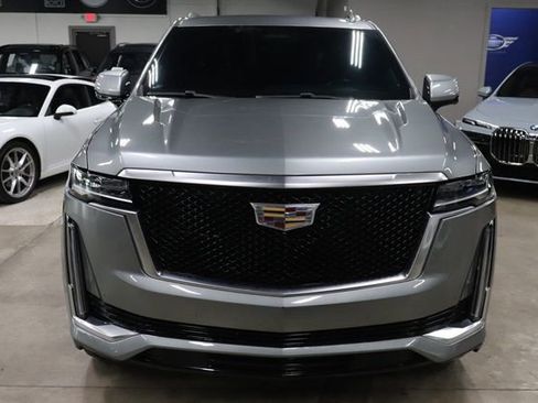 Used 2023 Cadillac Escalade ESV Premium Luxury Platinum AWD/4WD image 8