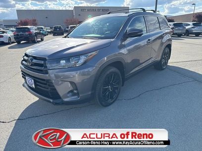 Used 2019 Toyota Highlander SE