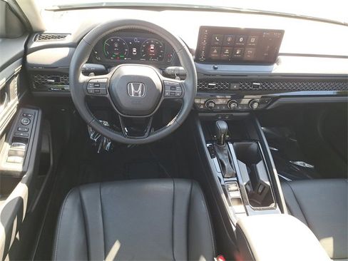 Certified 2025 Honda Accord EX-L image 15