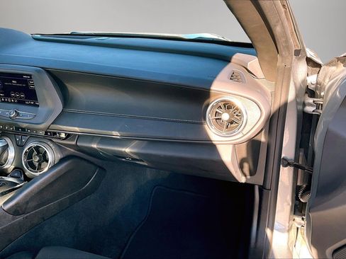 Used 2023 Chevrolet Camaro LT image 24