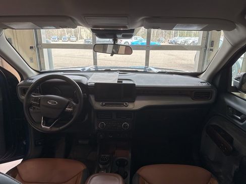 Used 2024 Ford Maverick Lariat image 16