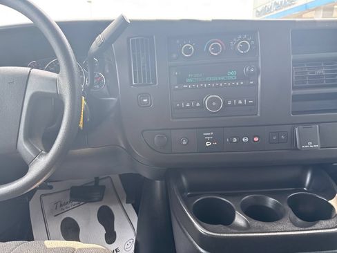 Used 2019 Chevrolet Express 3500 LT w/ LT Preferred Equipment Group RWD image 29