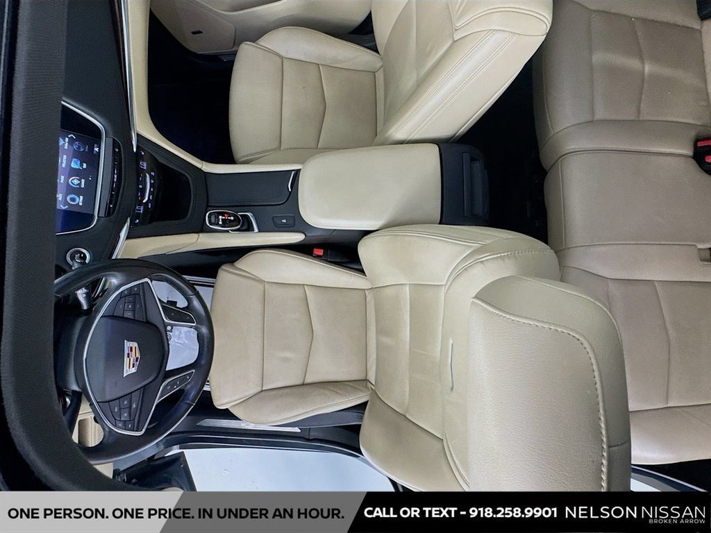 Used 2019 Cadillac XT5 Luxury FWD image 22
