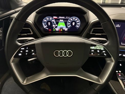 Used 2024 Audi Q4 e-tron Prestige image 11